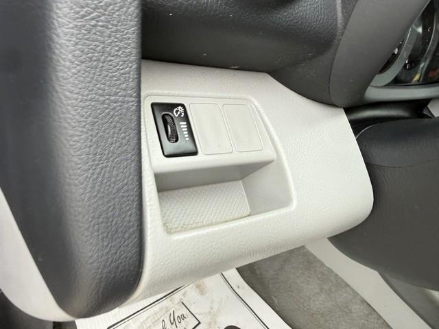 Toyota RAV4 Base I4 4WD 2011