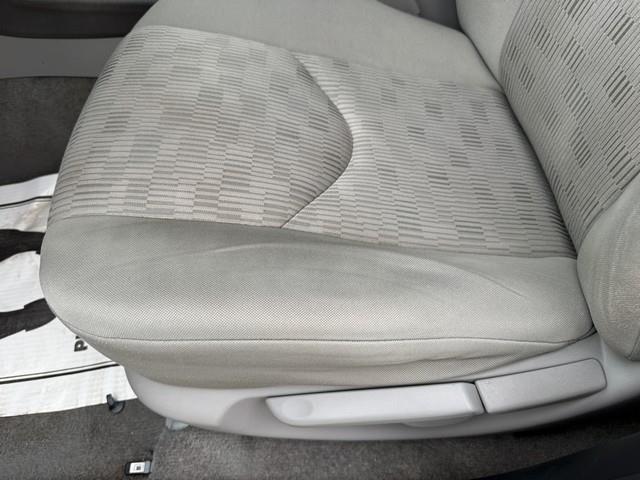 Toyota RAV4 Base I4 4WD 2011
