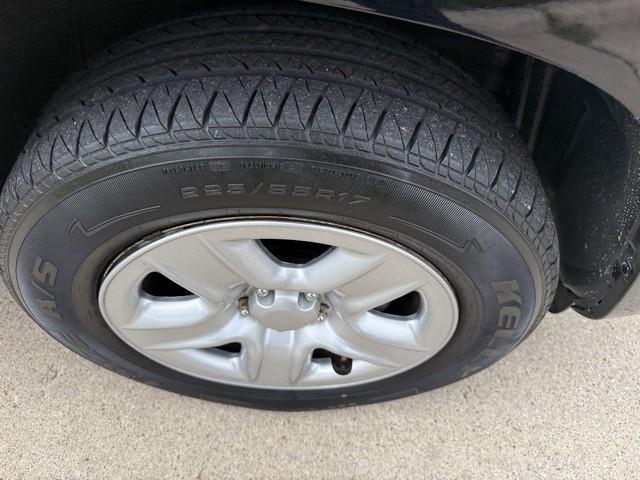 Toyota RAV4 Base I4 4WD 2011