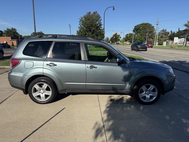 Subaru Forester 2.5X Limited 2010