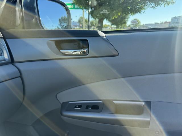Subaru Forester 2.5X Limited 2010