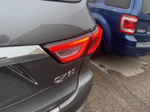 Infiniti QX60 Base AWD 2016