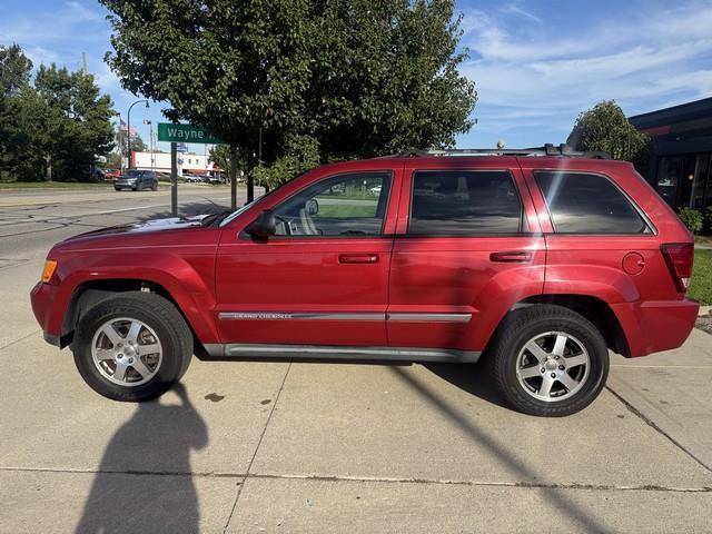 Jeep Grand Cherokee Laredo 2WD 2009