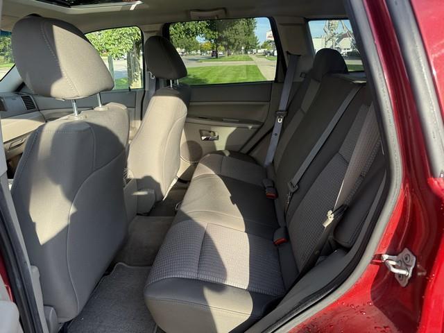 Jeep Grand Cherokee Laredo 2WD 2009