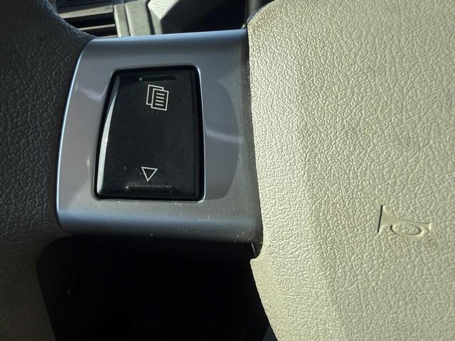 Jeep Grand Cherokee Laredo 2WD 2009