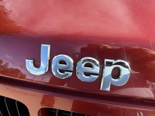 Jeep Grand Cherokee Laredo 2WD 2009
