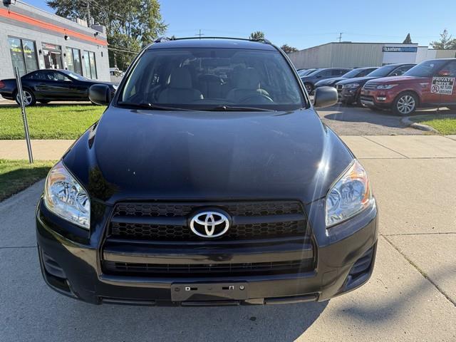Toyota RAV4 Base I4 2WD 2012