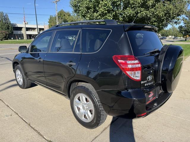 Toyota RAV4 Base I4 2WD 2012