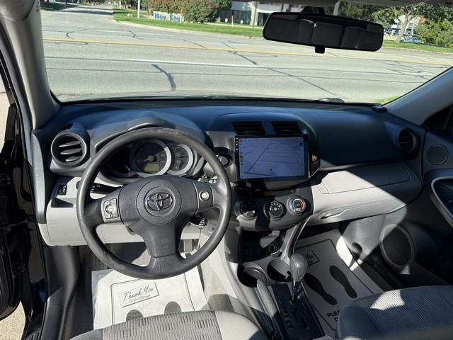 Toyota RAV4 Base I4 2WD 2012