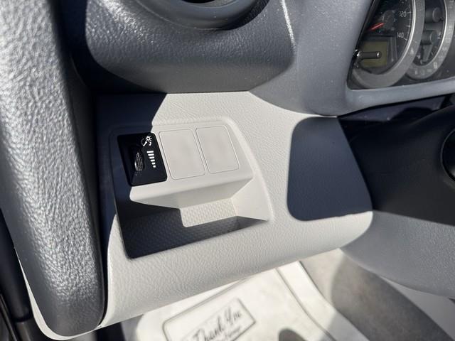 Toyota RAV4 Base I4 2WD 2012