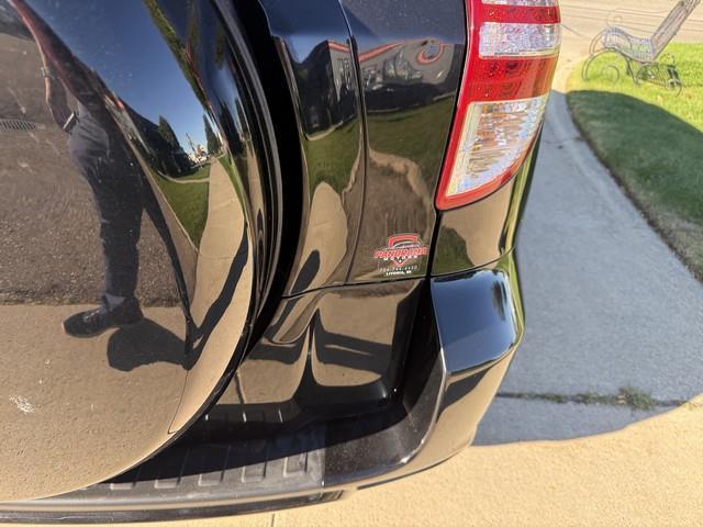 Toyota RAV4 Base I4 2WD 2012
