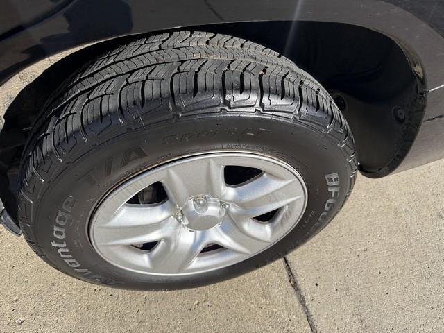 Toyota RAV4 Base I4 2WD 2012