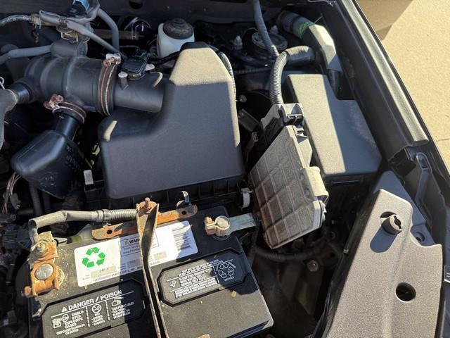 Toyota RAV4 Base I4 2WD 2012