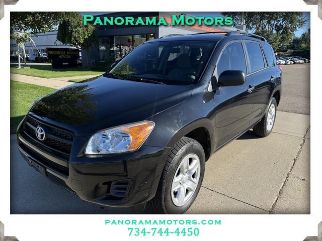 Toyota RAV4 Base I4 2WD 2012