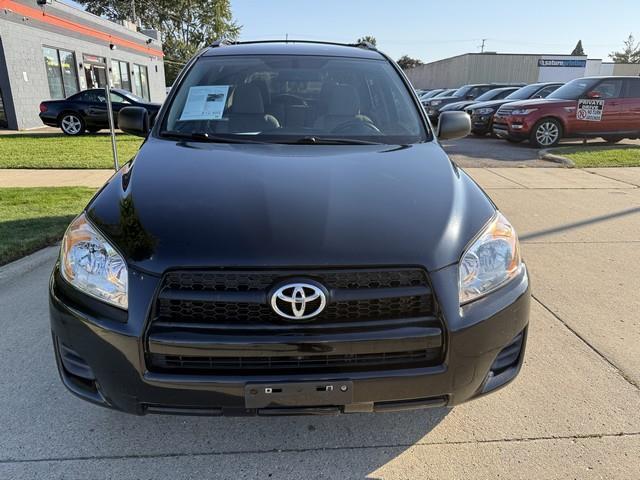Toyota RAV4 Base I4 2WD 2012