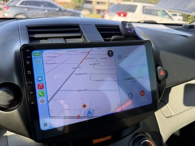 Toyota RAV4 Base I4 2WD 2012