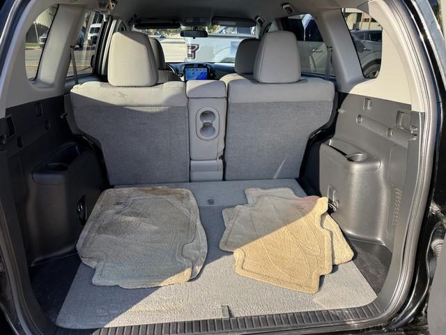 Toyota RAV4 Base I4 2WD 2012