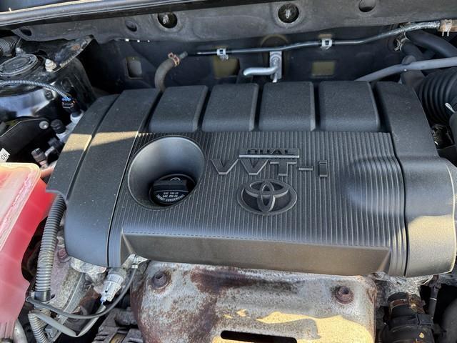 Toyota RAV4 Base I4 2WD 2012