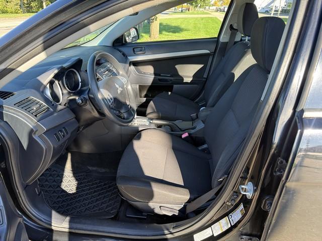 Mitsubishi Lancer Sportback ES 2011