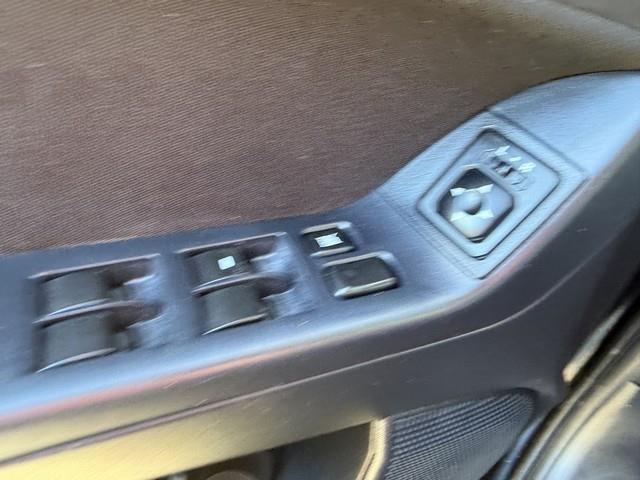 Mitsubishi Lancer Sportback ES 2011