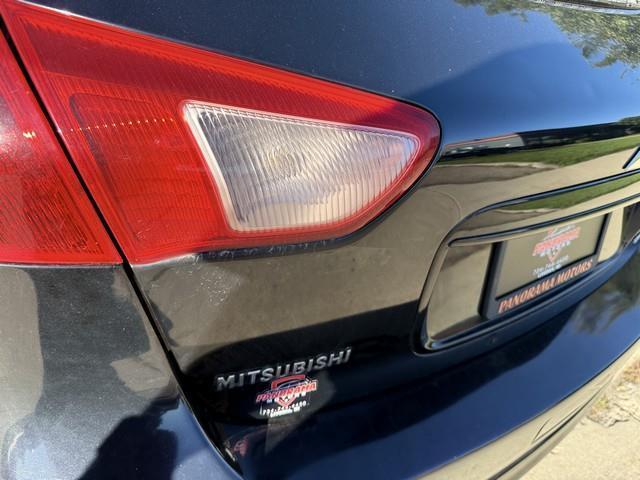 Mitsubishi Lancer Sportback ES 2011