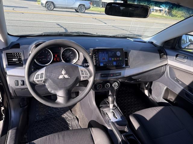Mitsubishi Lancer Sportback ES 2011