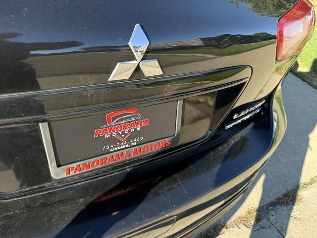 Mitsubishi Lancer Sportback ES 2011