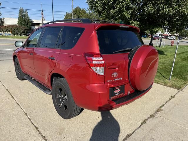 Toyota RAV4 Base I4 2WD 2010