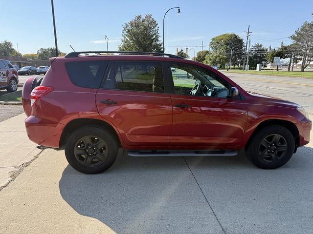 Toyota RAV4 Base I4 2WD 2010