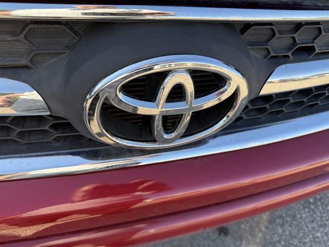 Toyota RAV4 Base I4 2WD 2010