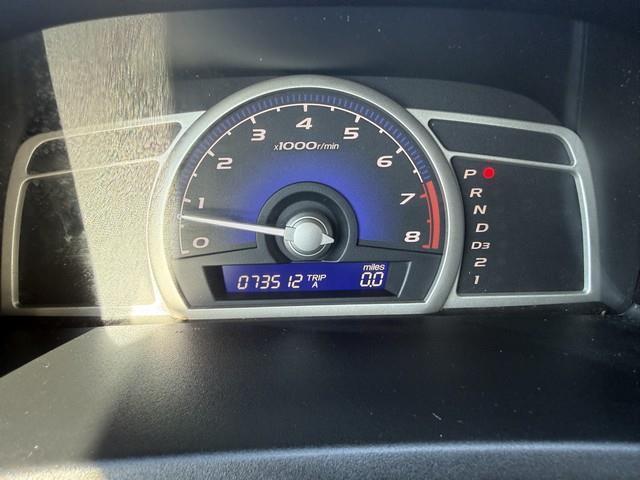 Honda Civic LX Sedan 5-Speed AT 2009