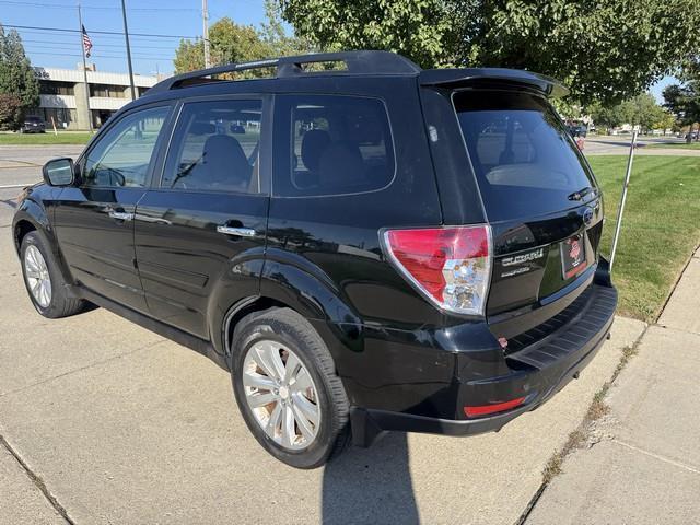 Subaru Forester 2.5X Premium 2012