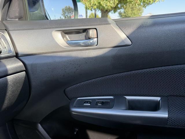Subaru Forester 2.5X Premium 2012