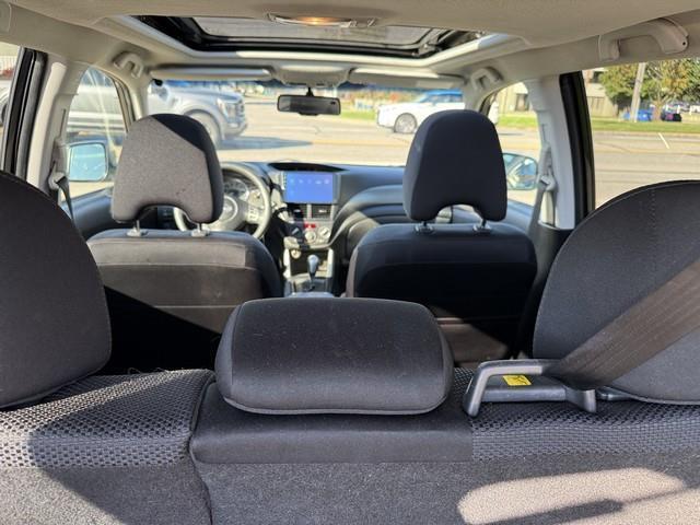 Subaru Forester 2.5X Premium 2012