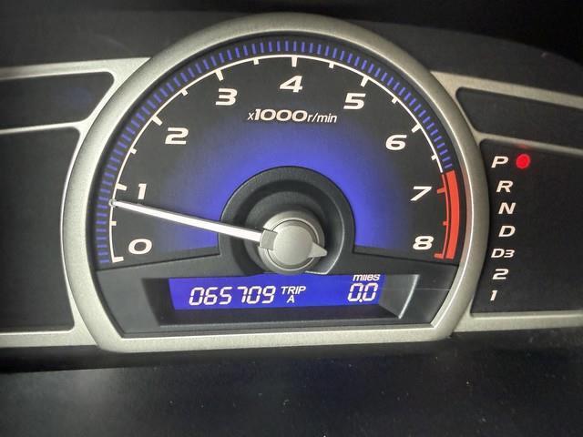 Honda Civic LX-S Sedan 5-Speed AT 2010