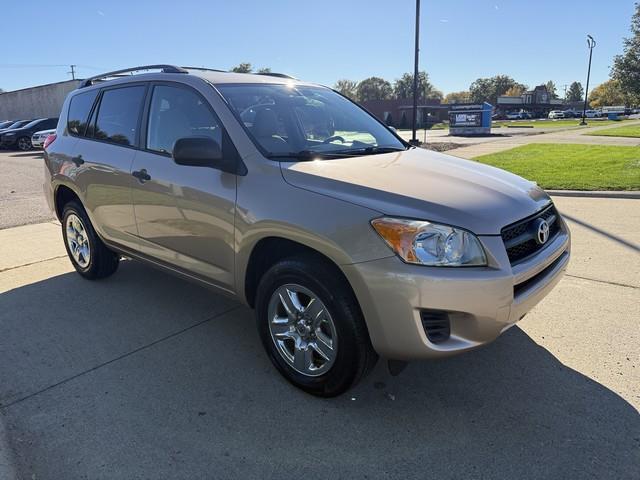 Toyota RAV4 Base I4 2WD 2011