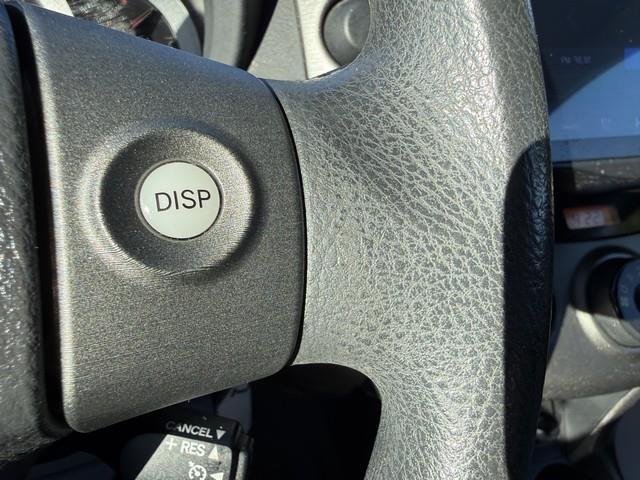Toyota RAV4 Base I4 2WD 2011