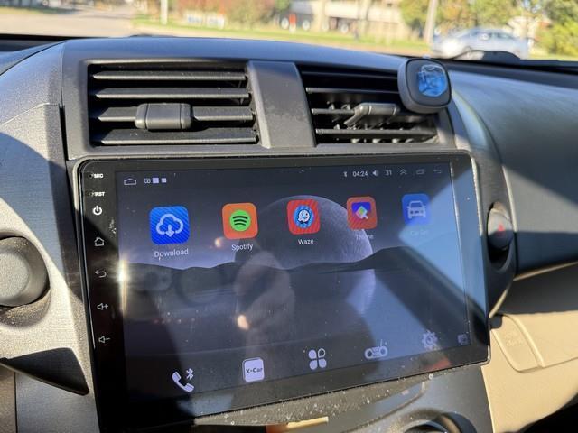 Toyota RAV4 Base I4 2WD 2011