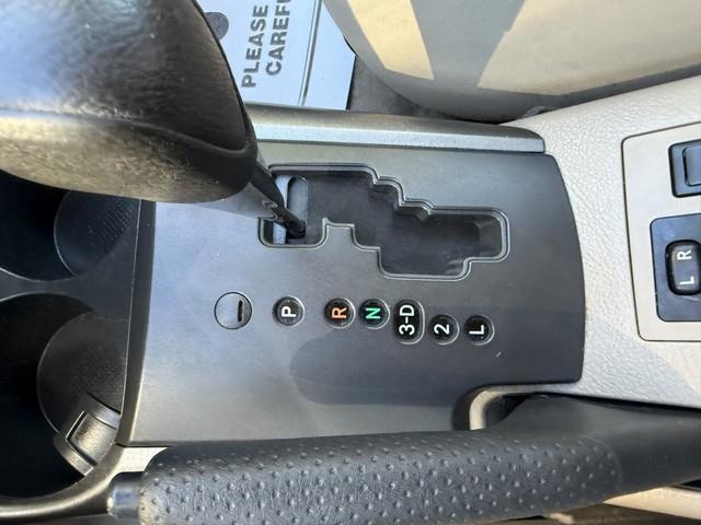 Toyota RAV4 Base I4 2WD 2011