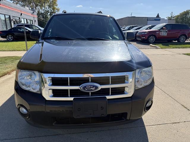 Ford Escape XLT FWD I4 2009