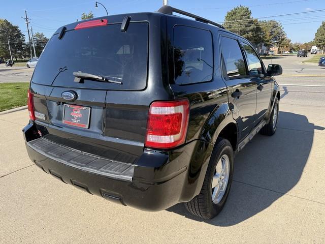 Ford Escape XLT FWD I4 2009