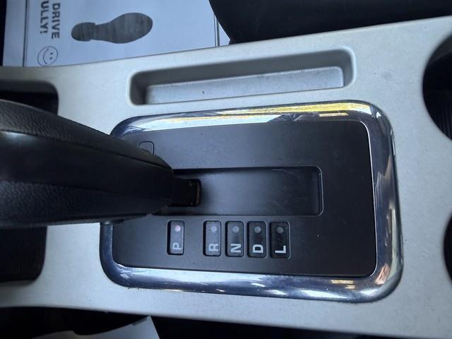 Ford Escape XLT FWD I4 2009