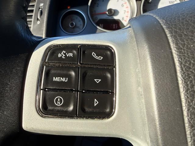 Volkswagen Routan SE 2014