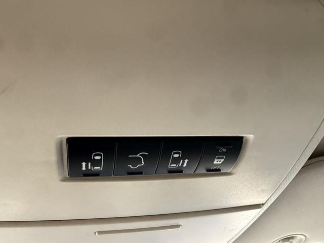 Volkswagen Routan SE 2014