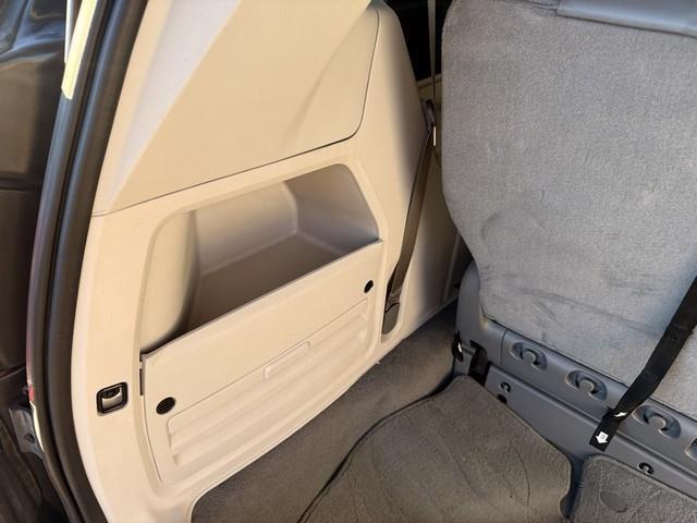 Volkswagen Routan SE 2014