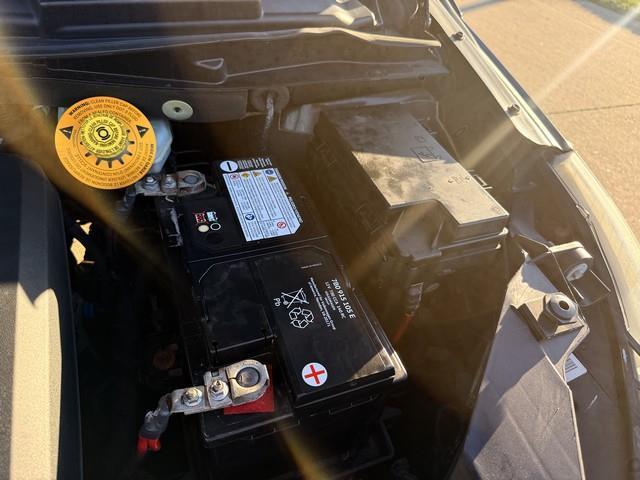 Volkswagen Routan SE 2014