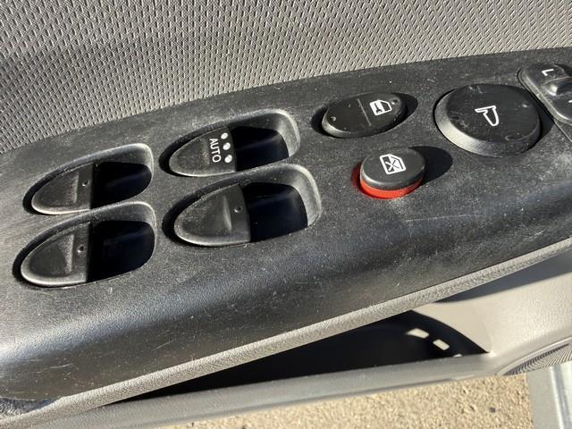 Honda Civic LX Sedan 5-Speed AT 2010