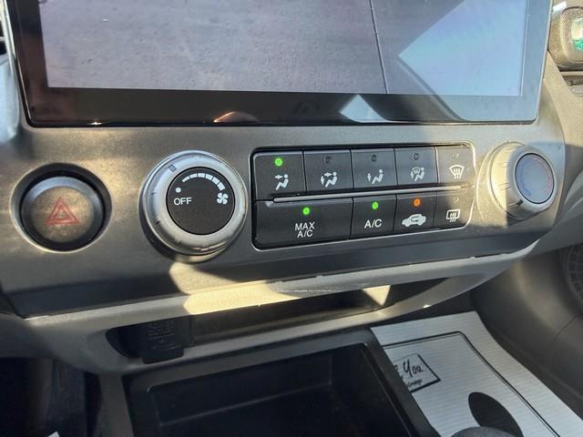 Honda Civic LX Sedan 5-Speed AT 2010
