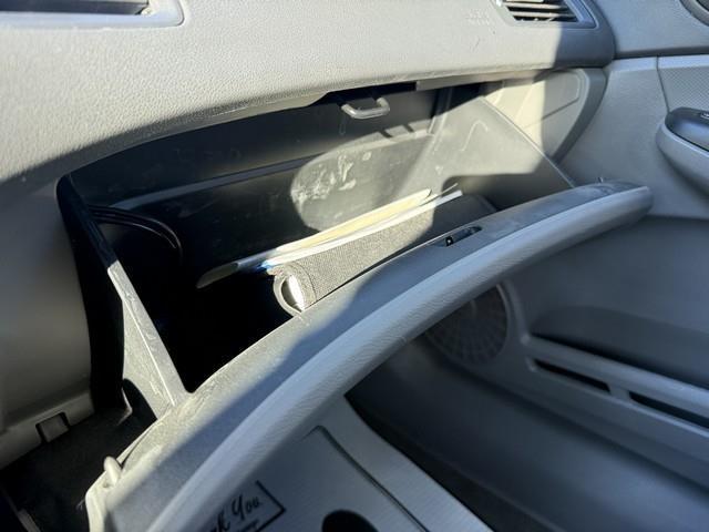 Honda Civic LX Sedan 5-Speed AT 2010