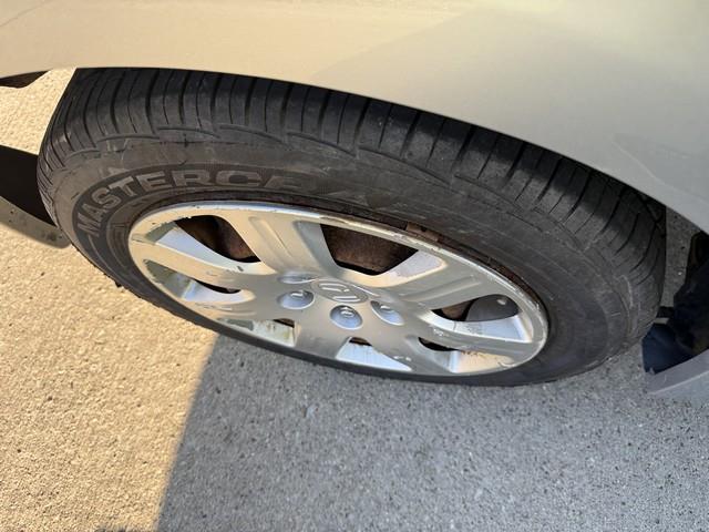Honda Civic LX Sedan 5-Speed AT 2010